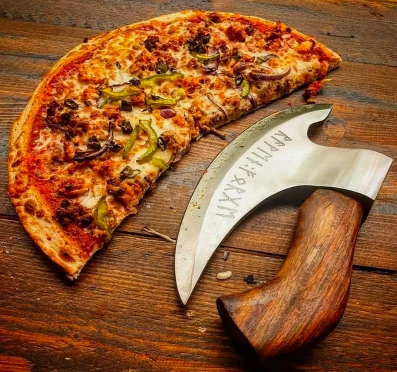Handmade Pizza Cutting Axe-Free Leather Case