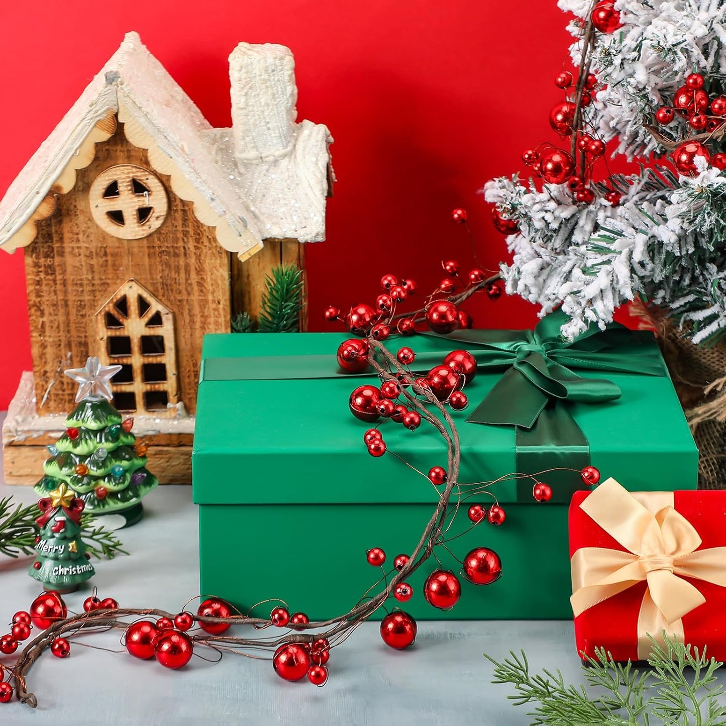 🎄Classic Christmas Ball Garland - 6ft of Festive Elegance