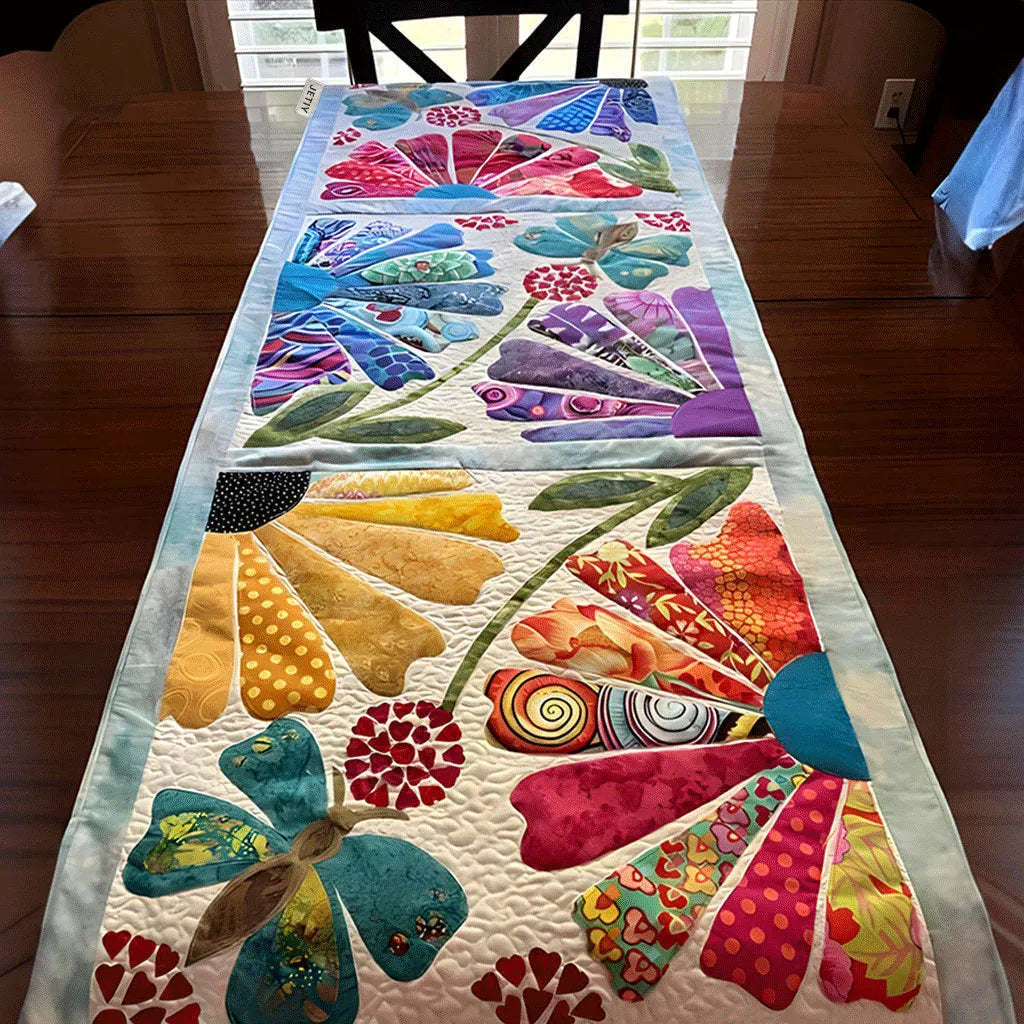 🍽️Quilted Table Runner with Vivid 3D Design