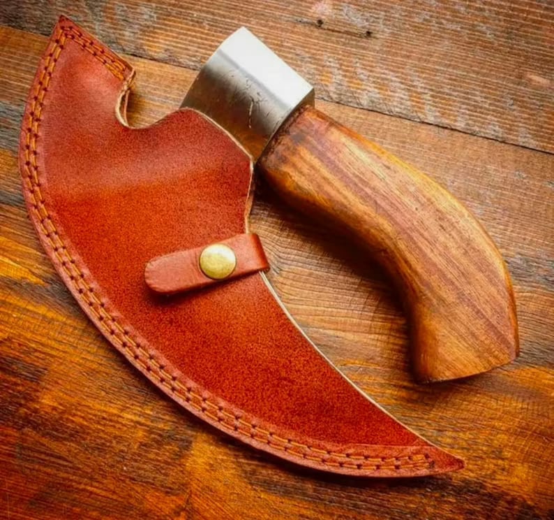 Handmade Pizza Cutting Axe-Free Leather Case
