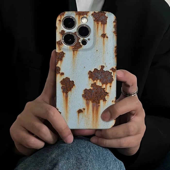 📲Distressed "Rust-Patina" Style iPhone Case