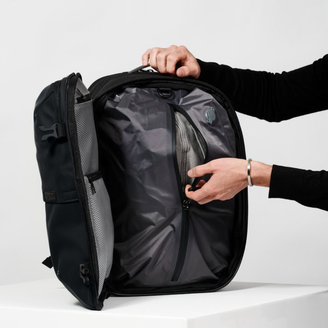 Backpack multifunctional travel bag