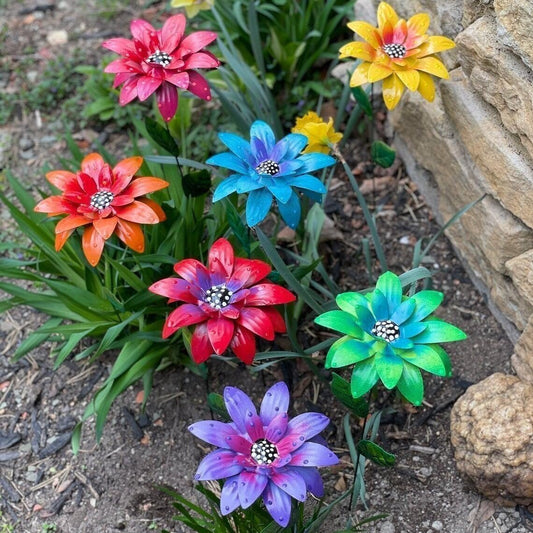 🔥SUMMER HOT SALE - 49% OFF🔥Metal Flowers Garden Stakes